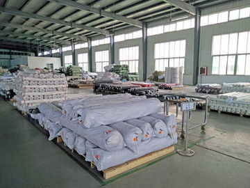 从缝纫机到智能产线 服装厂车间图片素材中的科技跃迁与工业美学